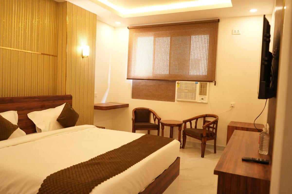Hotel Golden Palace Lucknow Exterior photo