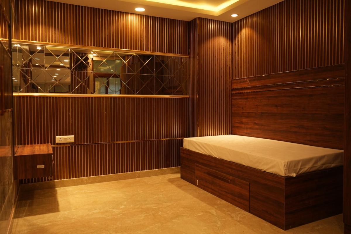 Hotel Golden Palace Lucknow Exterior photo